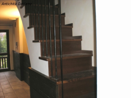 Scala in legno realizzata su misura