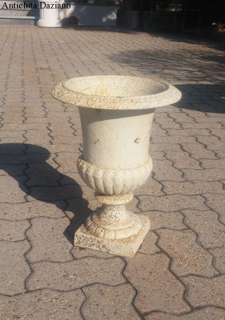 Vaso in ghisa bianco