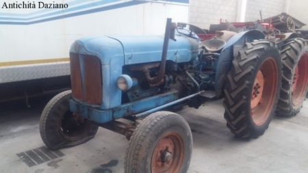 Trattore Fordson Power Major 592E
