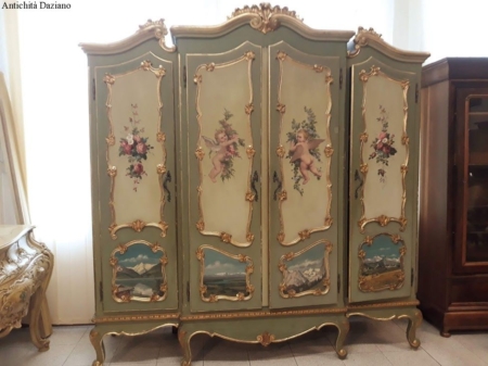 Armadio barocco veneziano