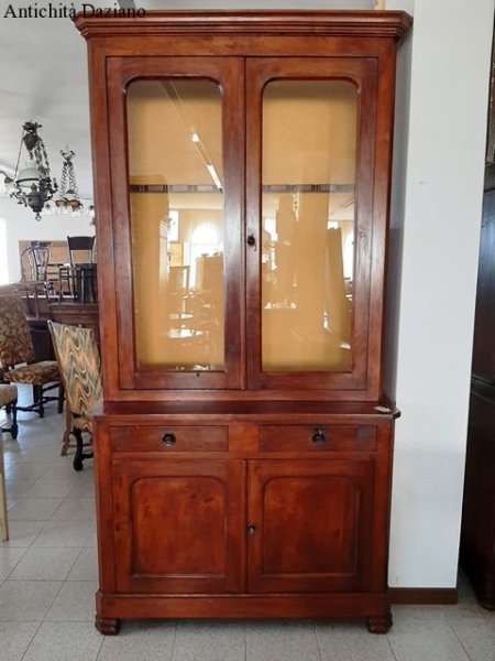 Armadio vetrina per armi