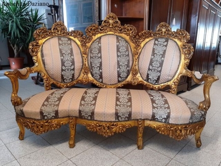 Divano in legno intagliato dorato foglia oro