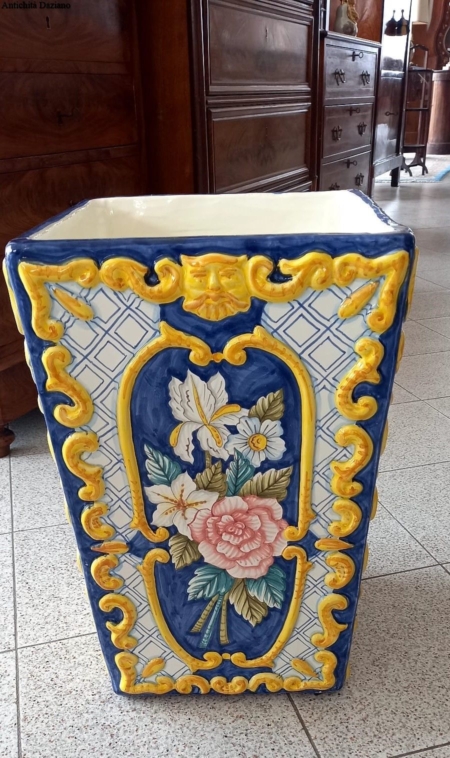 Cachepot – Portaombrelli in ceramica