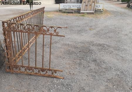 Ringhiera in ferro epoca 800
