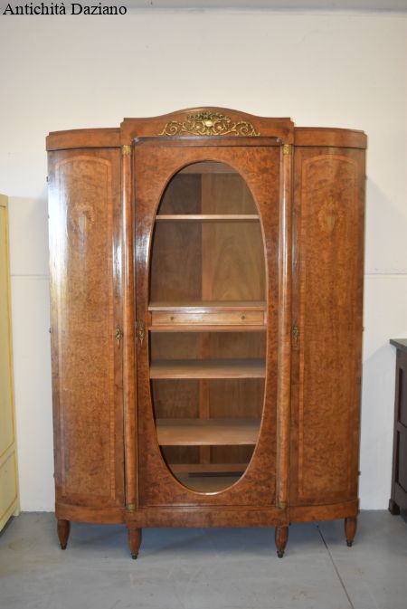 Libreria con intarsi