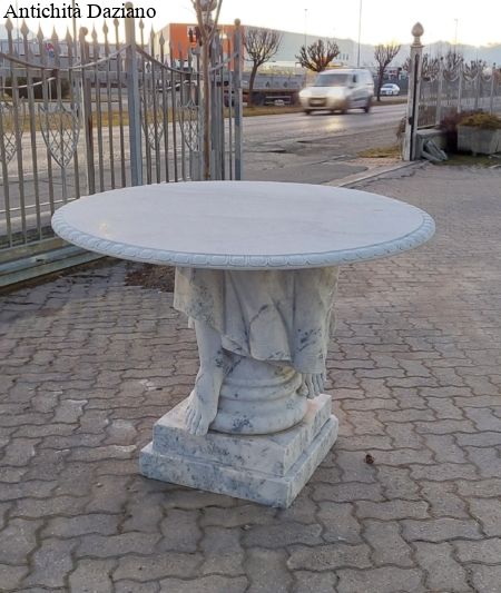 Tavolo in marmo