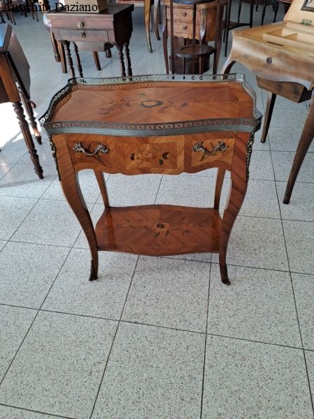 Tavolino stile Luigi XV