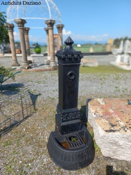 FONTANA IN FERRO DA GIARDINO