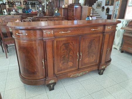 Credenza