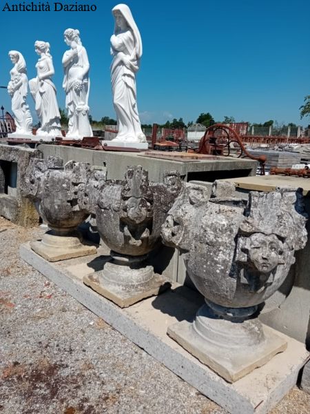 Vasi da arredo esterno