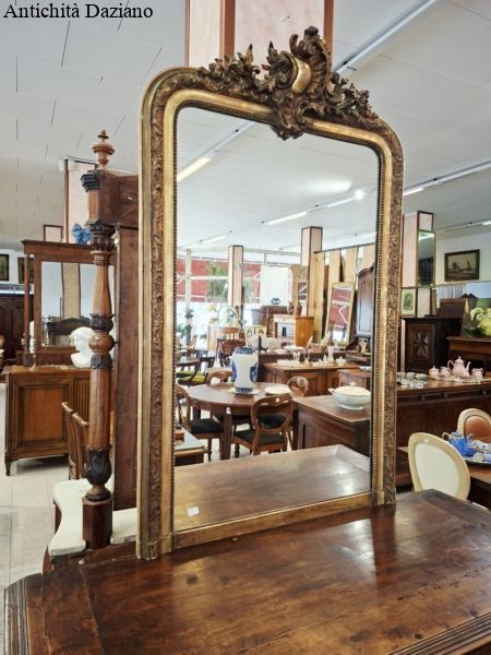 Specchiera dorata seconda metà 800